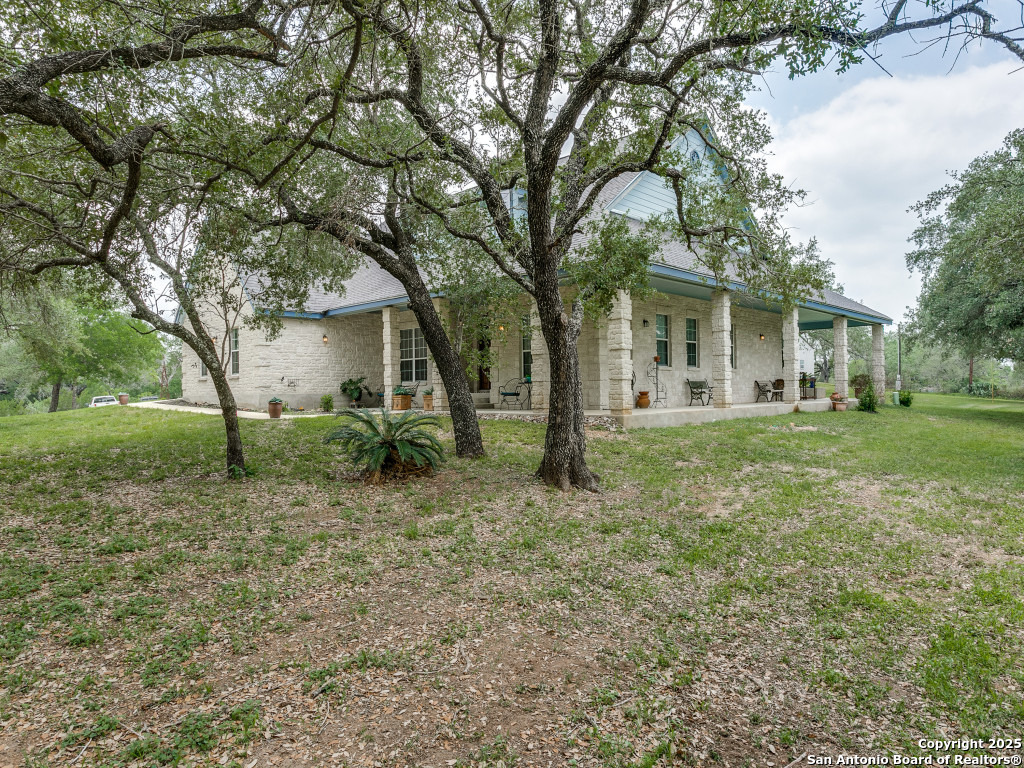 main property photo 6