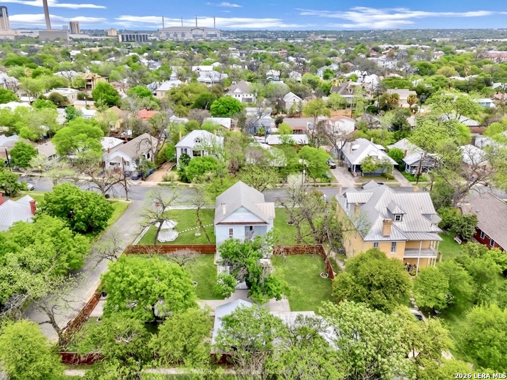 main property photo 43