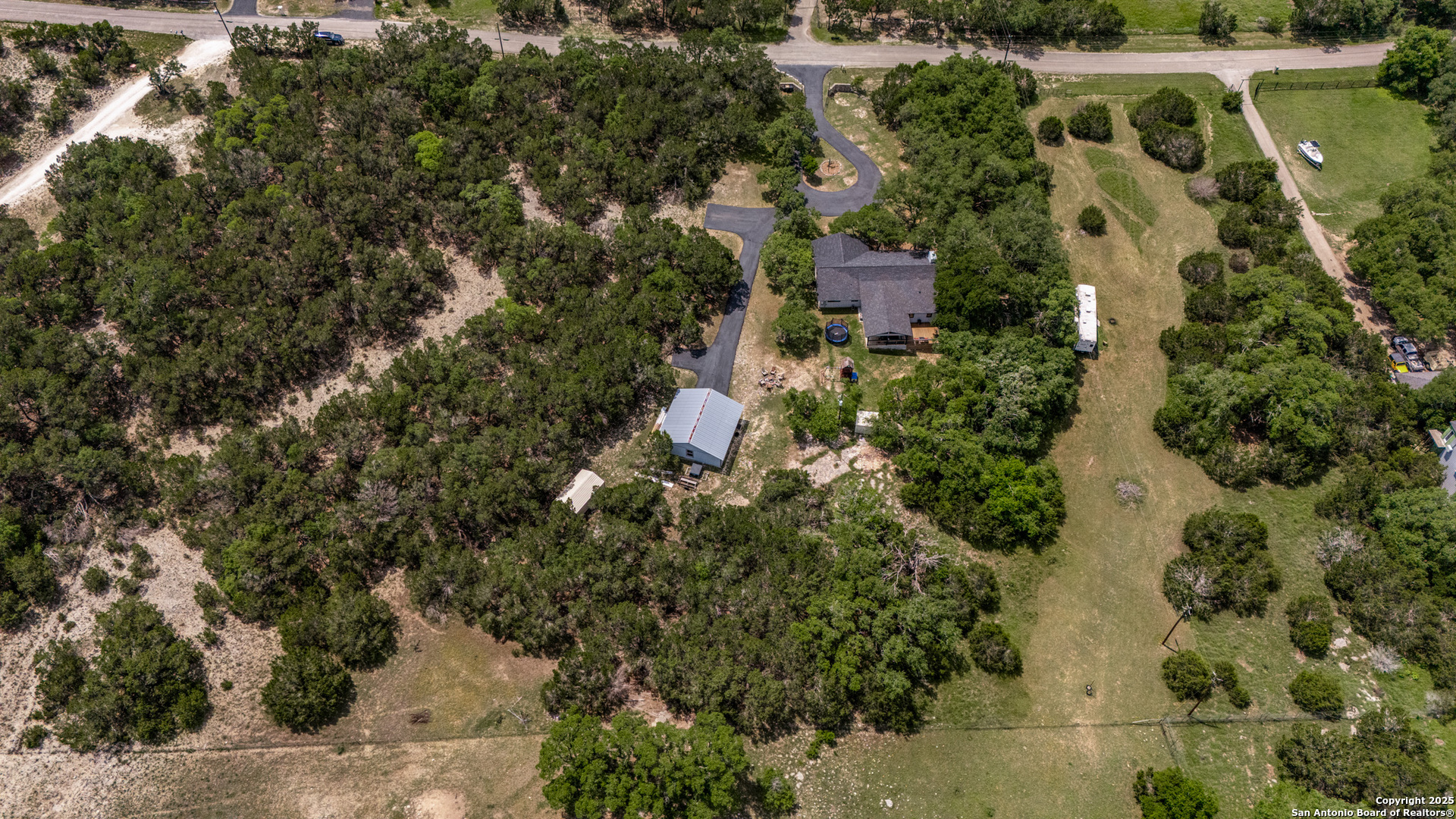 main property photo 44