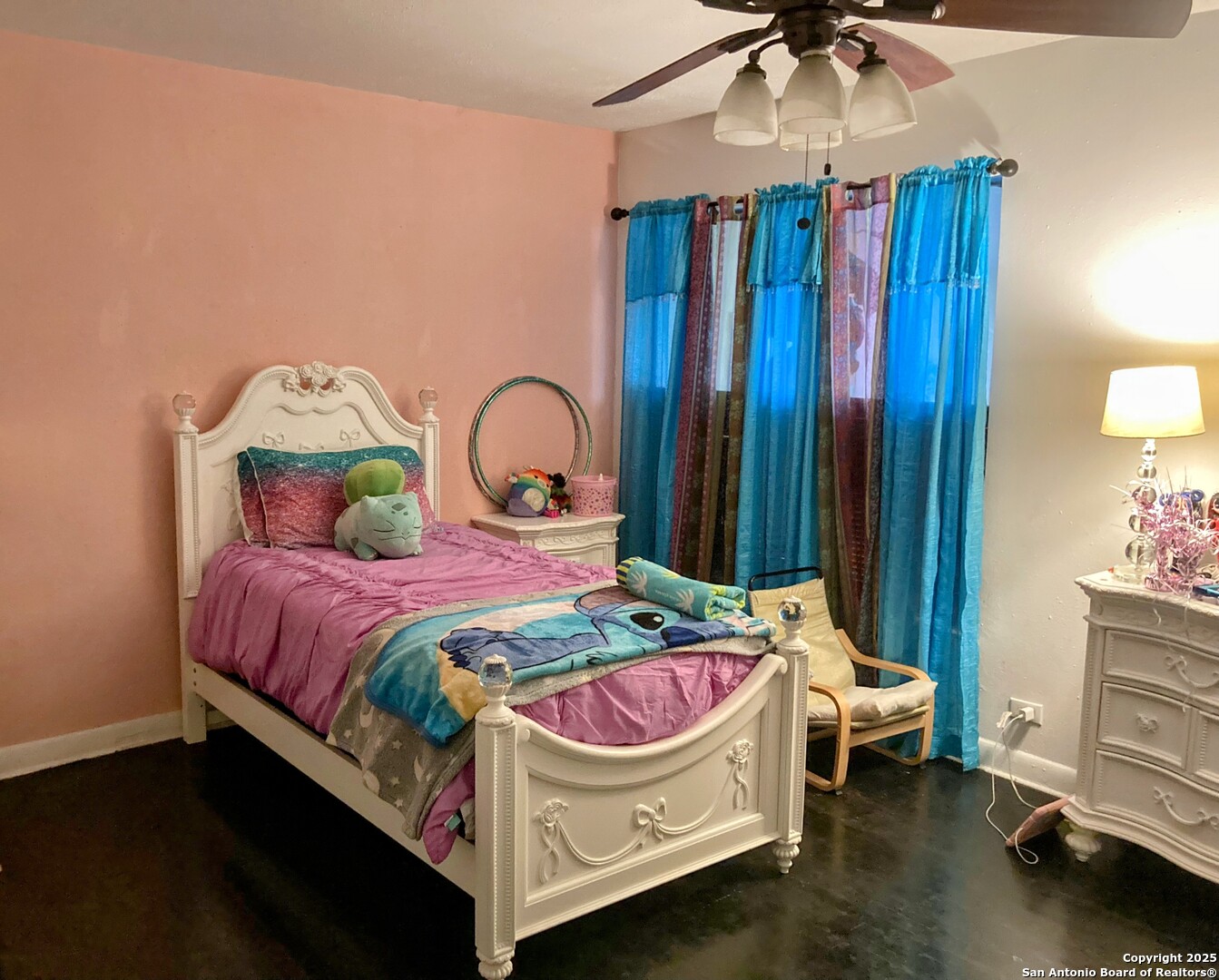 main property photo 10