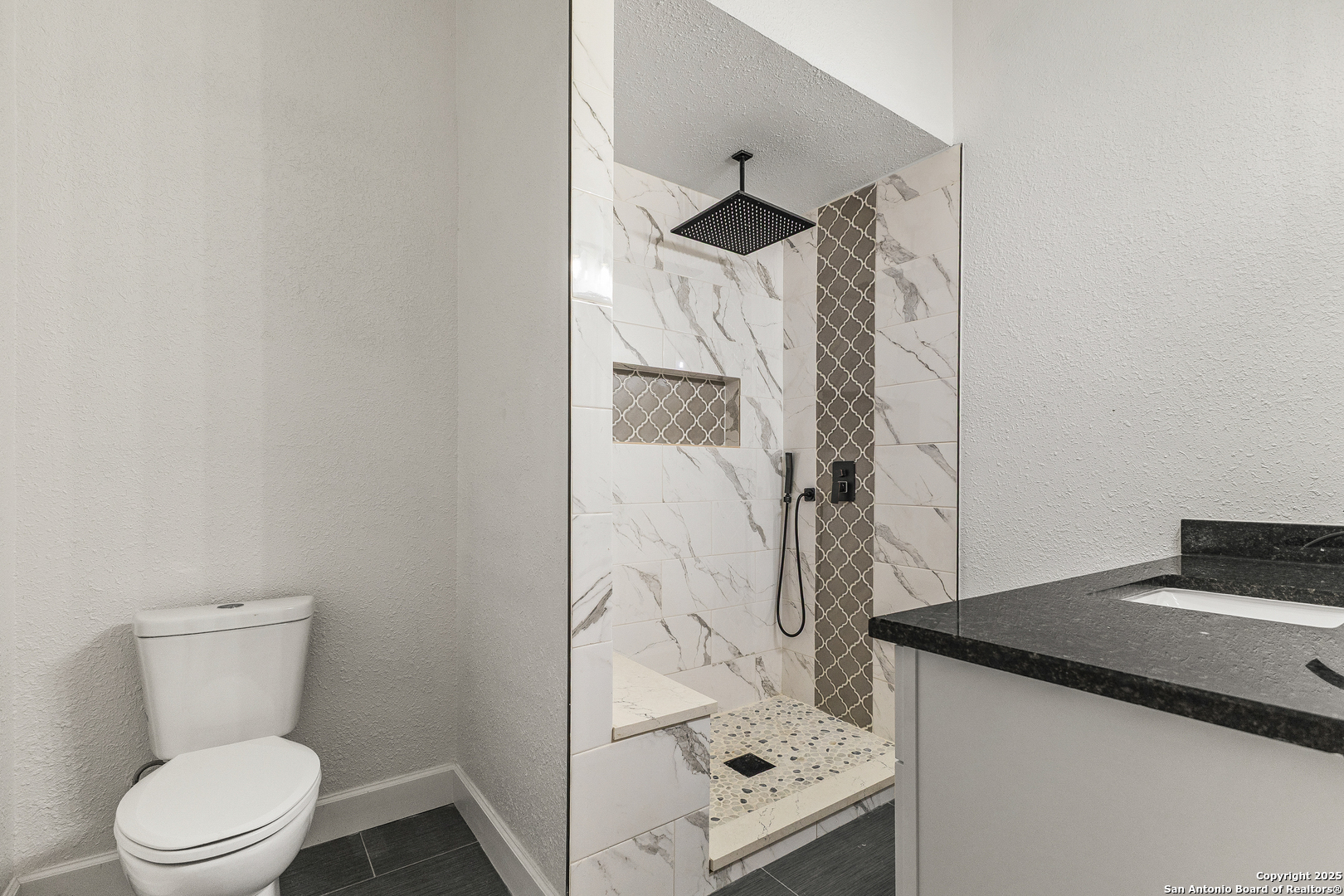 property viewer photo 32