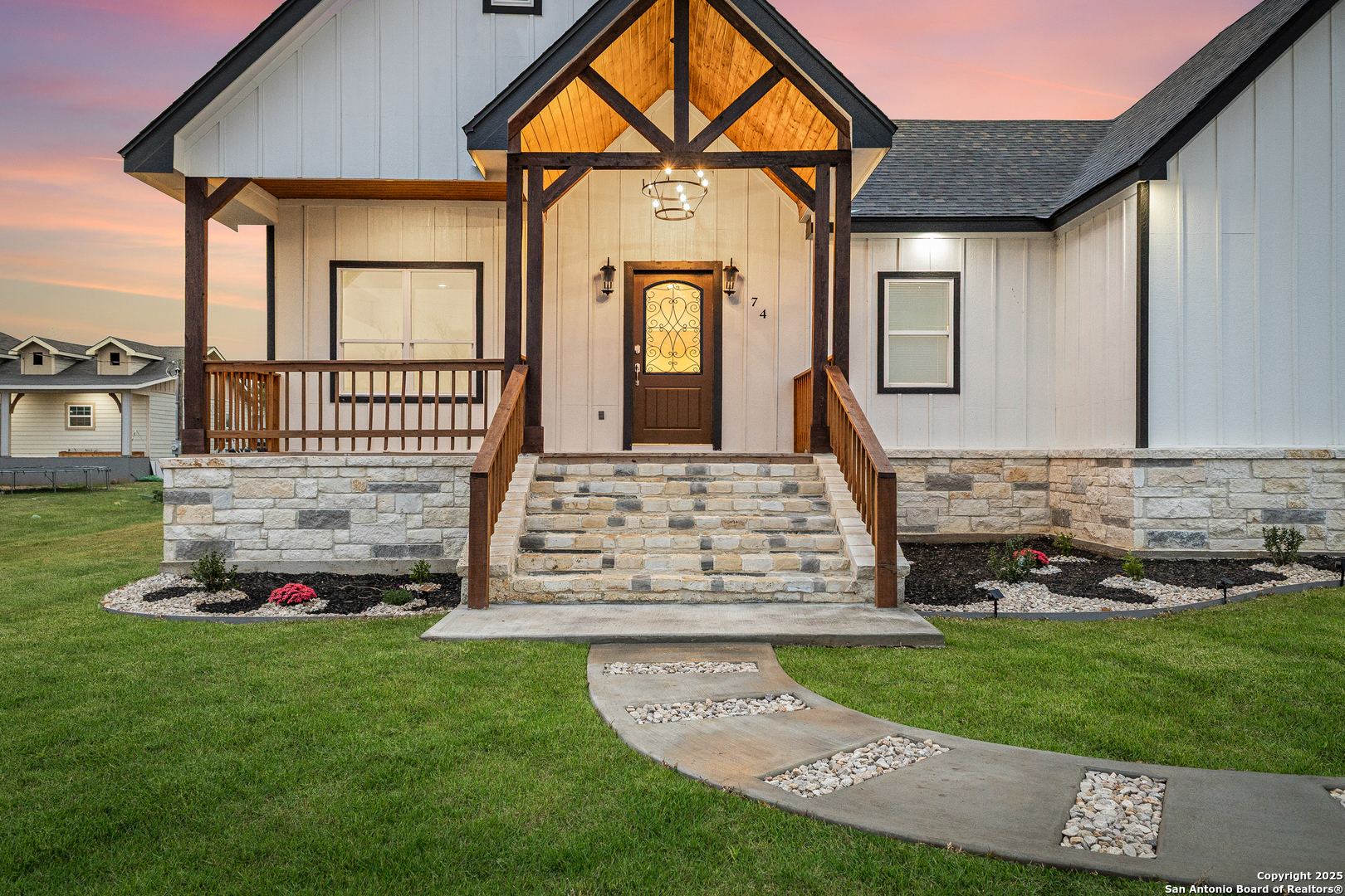 property viewer photo 4