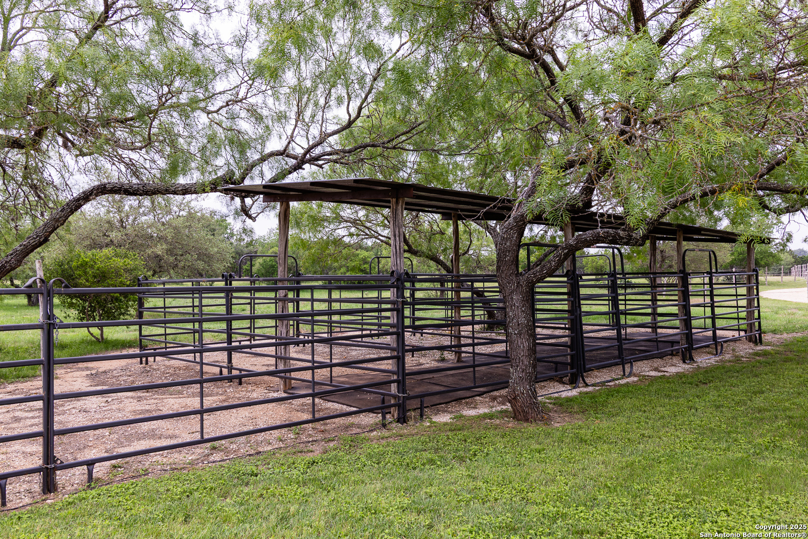 main property photo 36