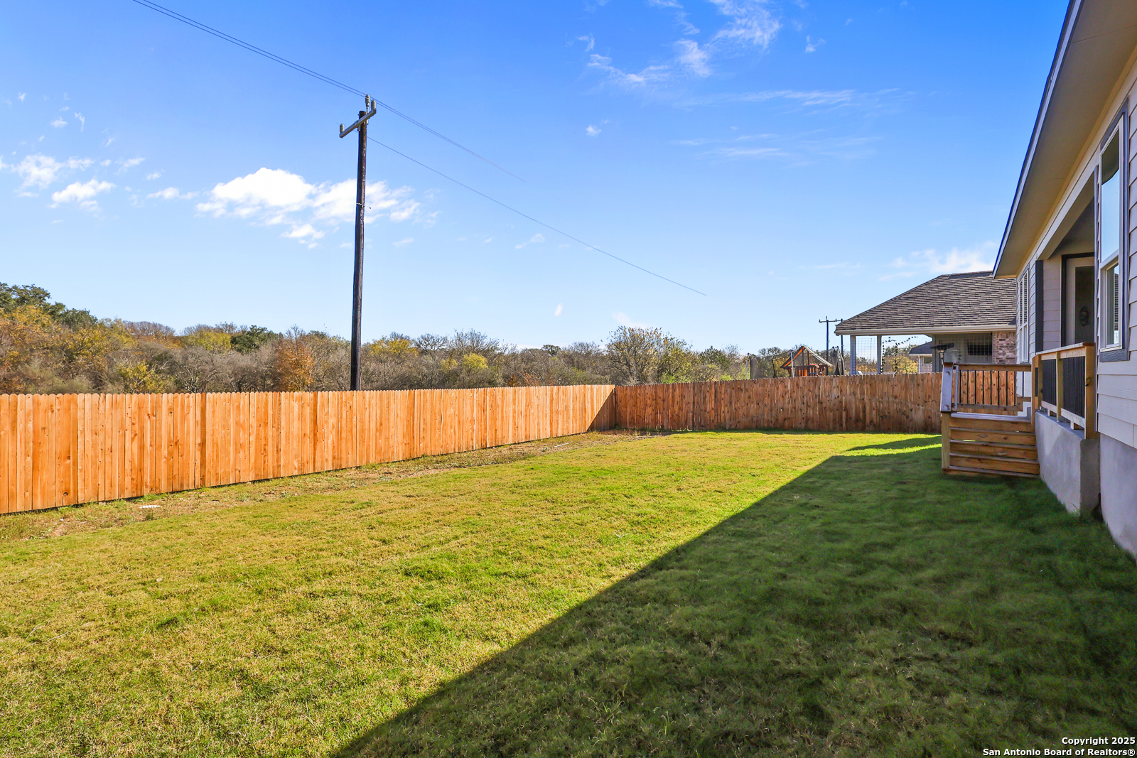 main property photo 39