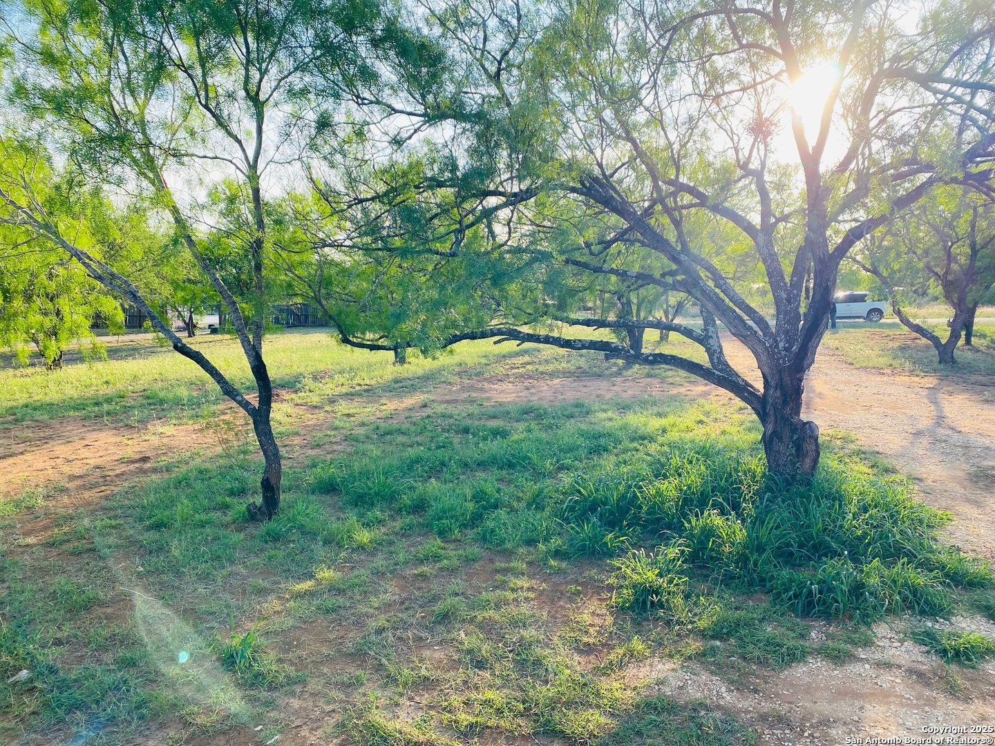property viewer photo 1