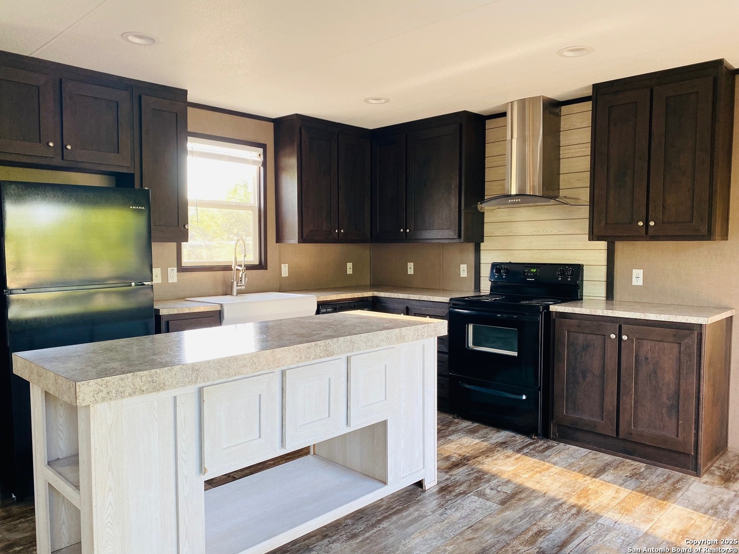 property viewer photo 13
