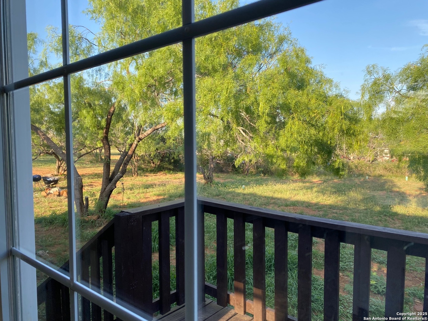 property viewer photo 14