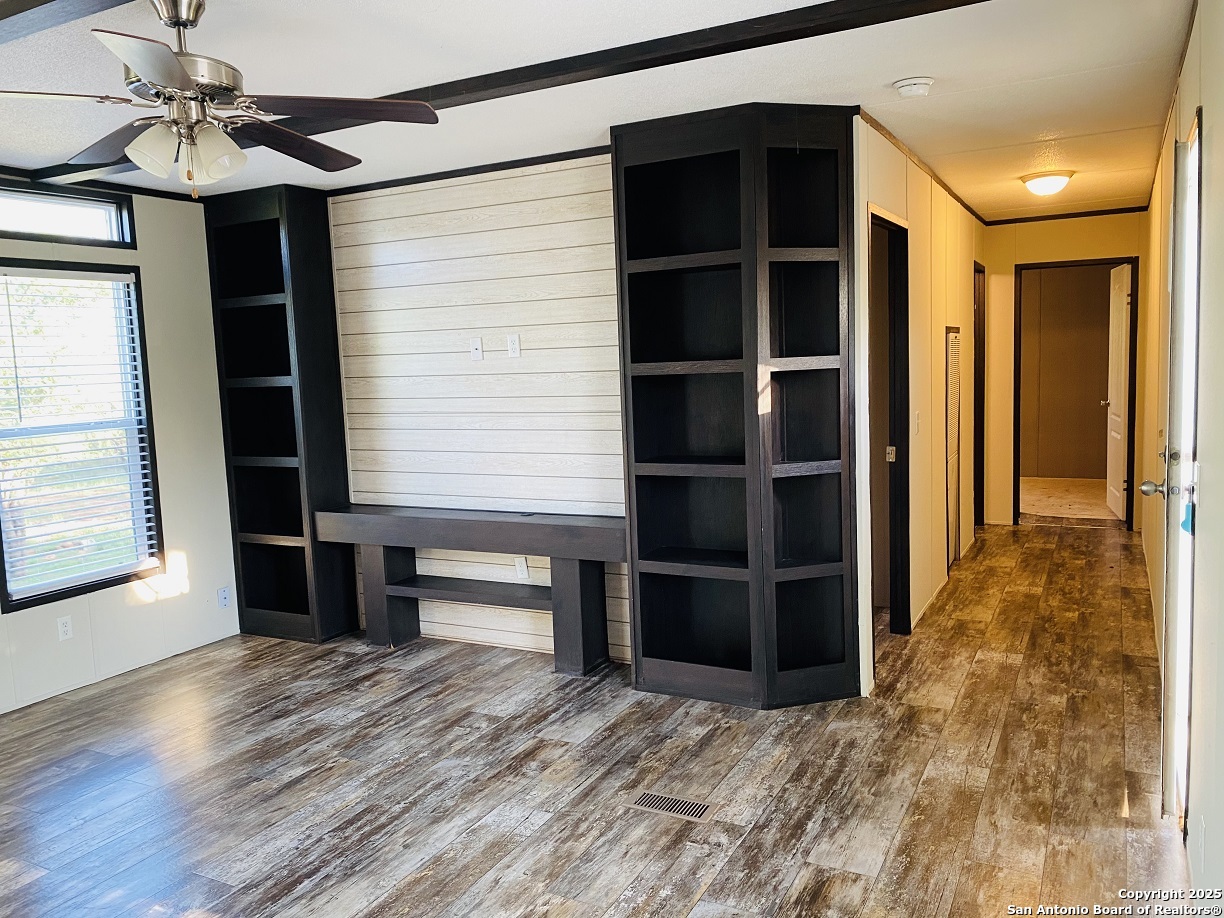 property viewer photo 15