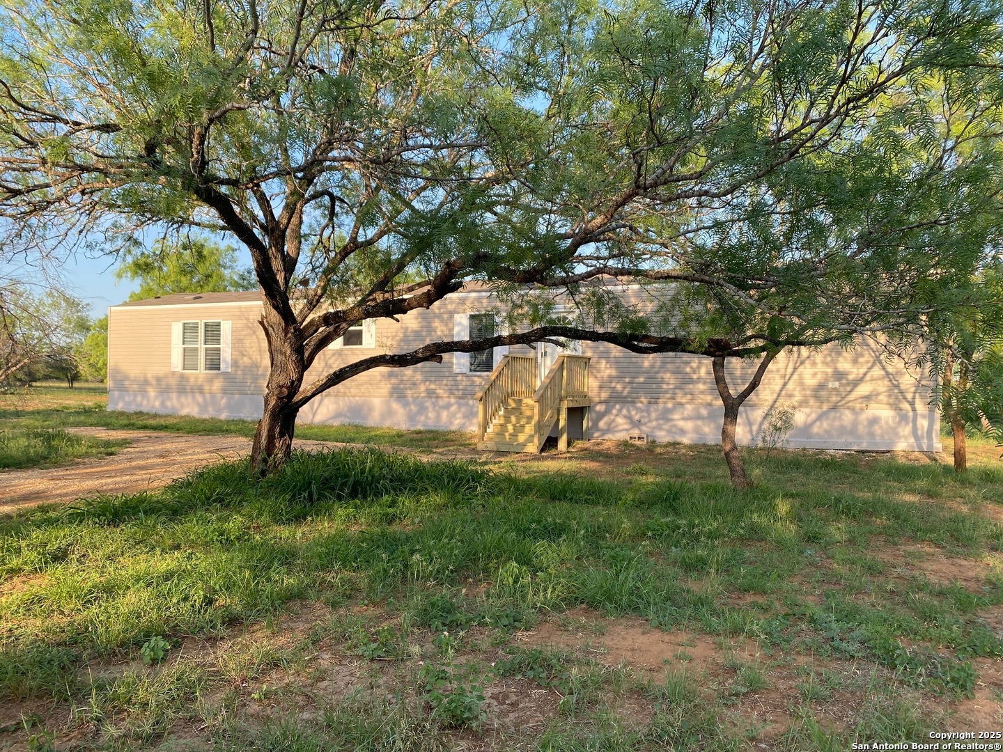 property viewer photo 22