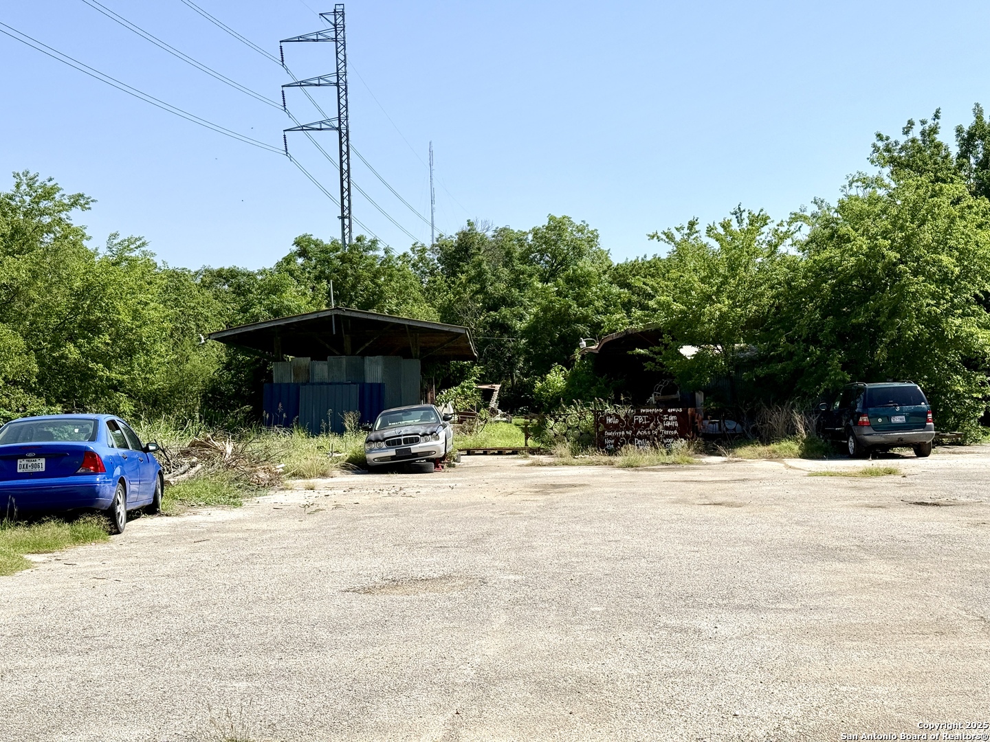 main property photo 12