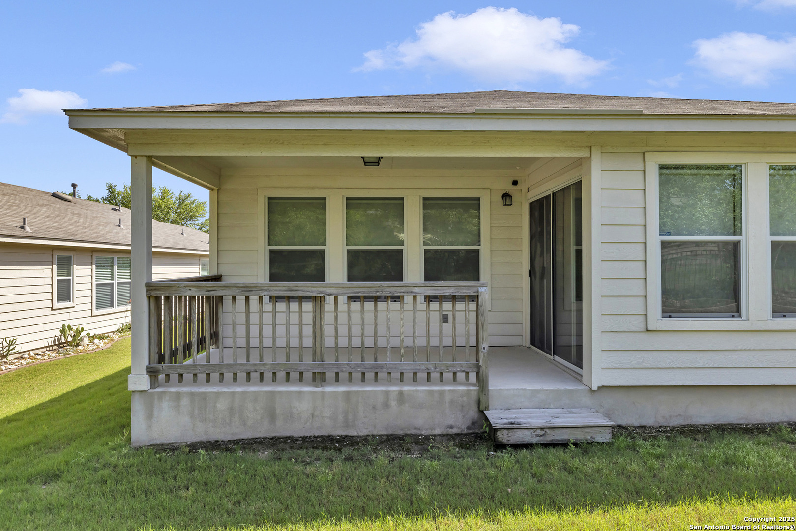main property photo 22