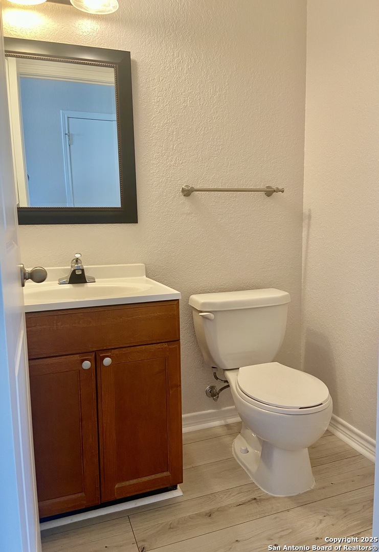 property viewer photo 12