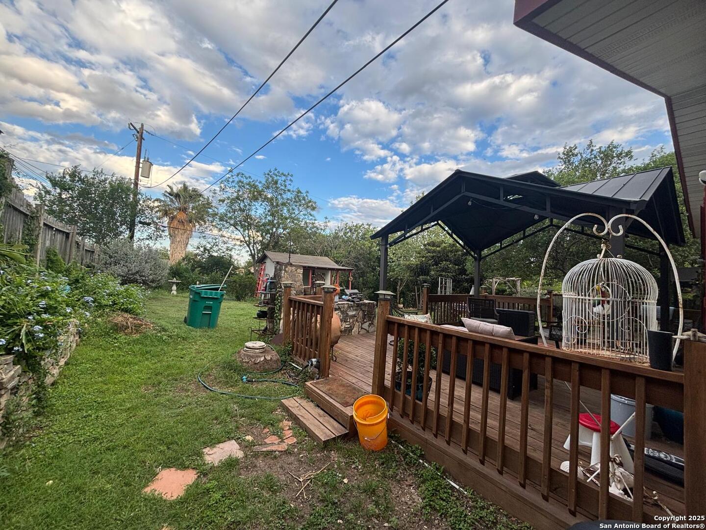 main property photo 14