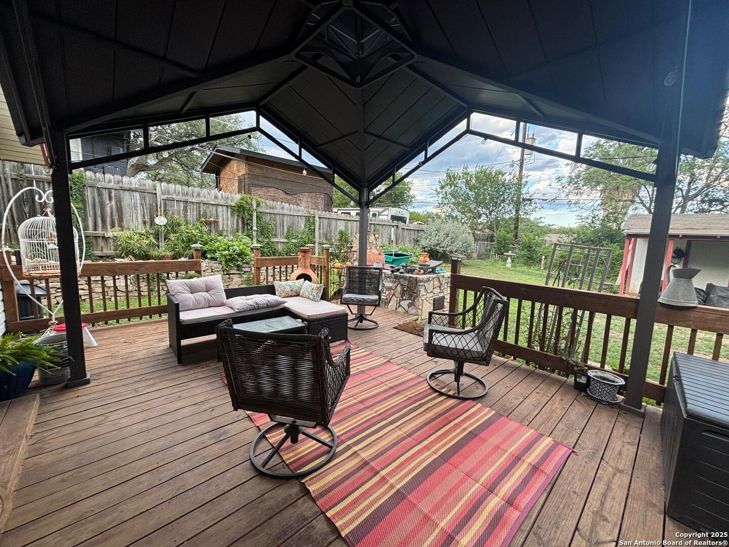 main property photo 4