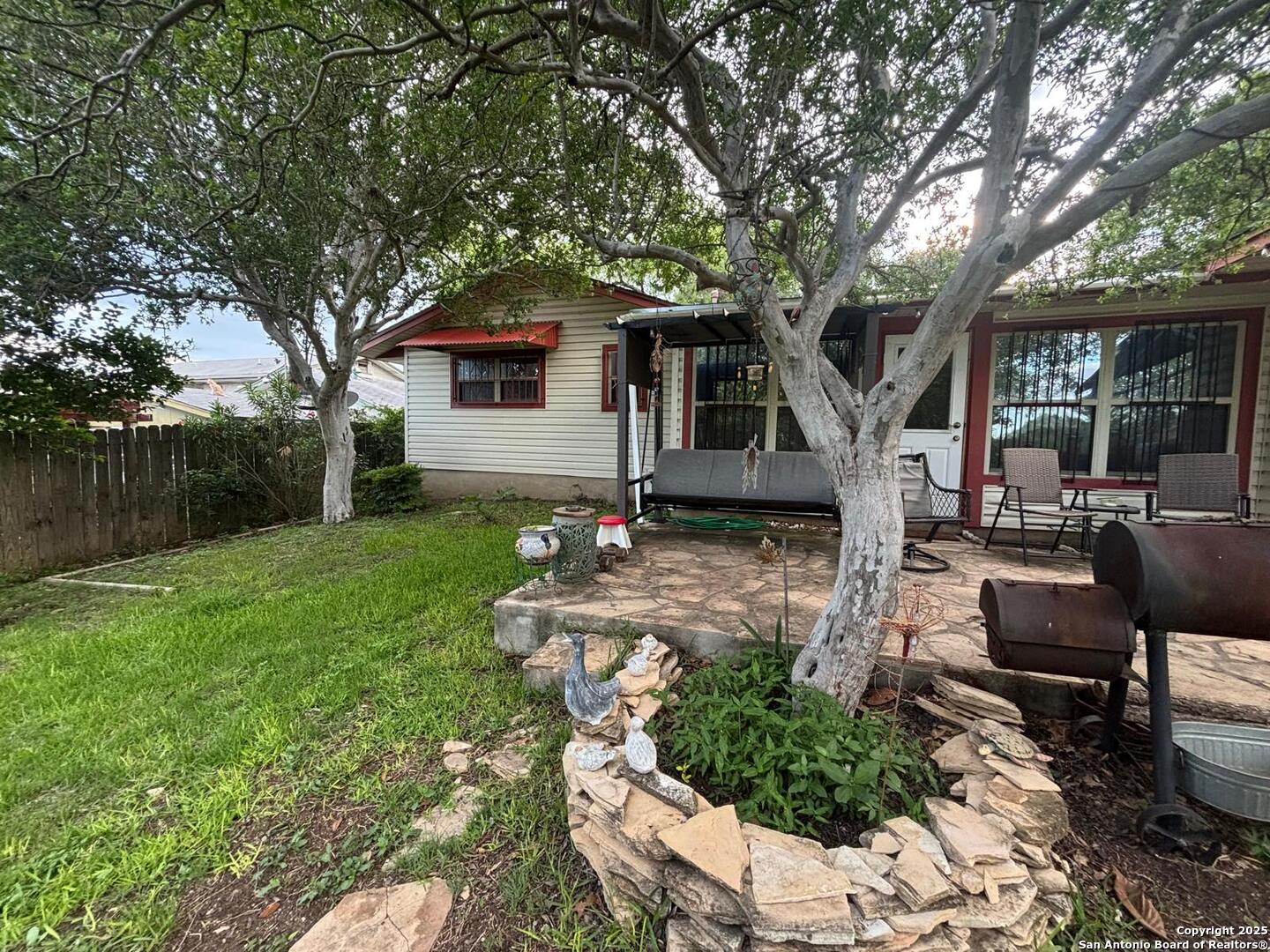 main property photo 46