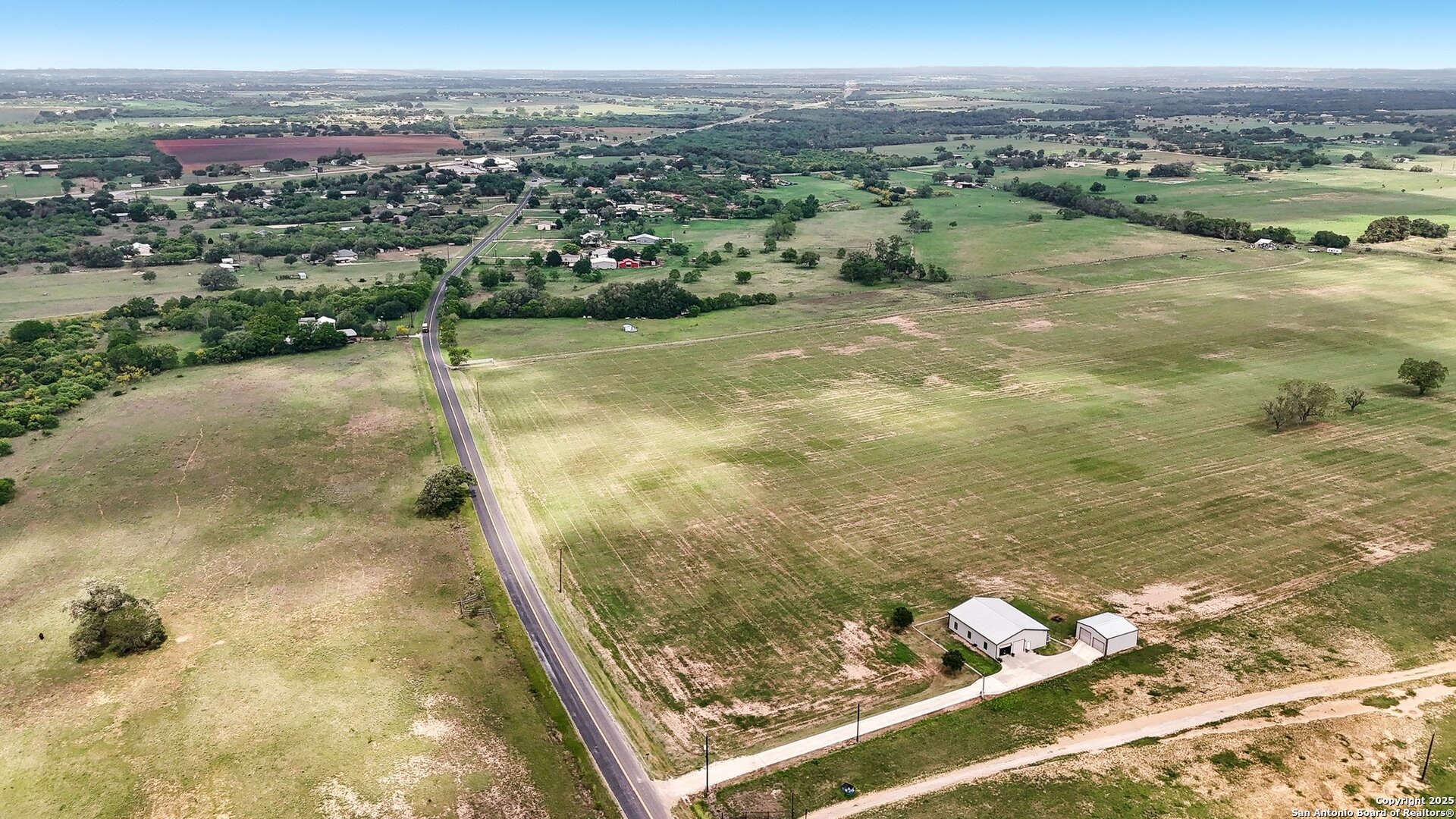 main property photo 12
