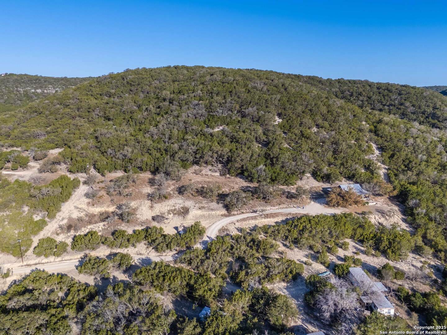 main property photo 6