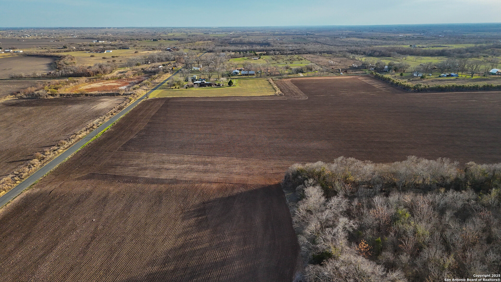 main property photo 20