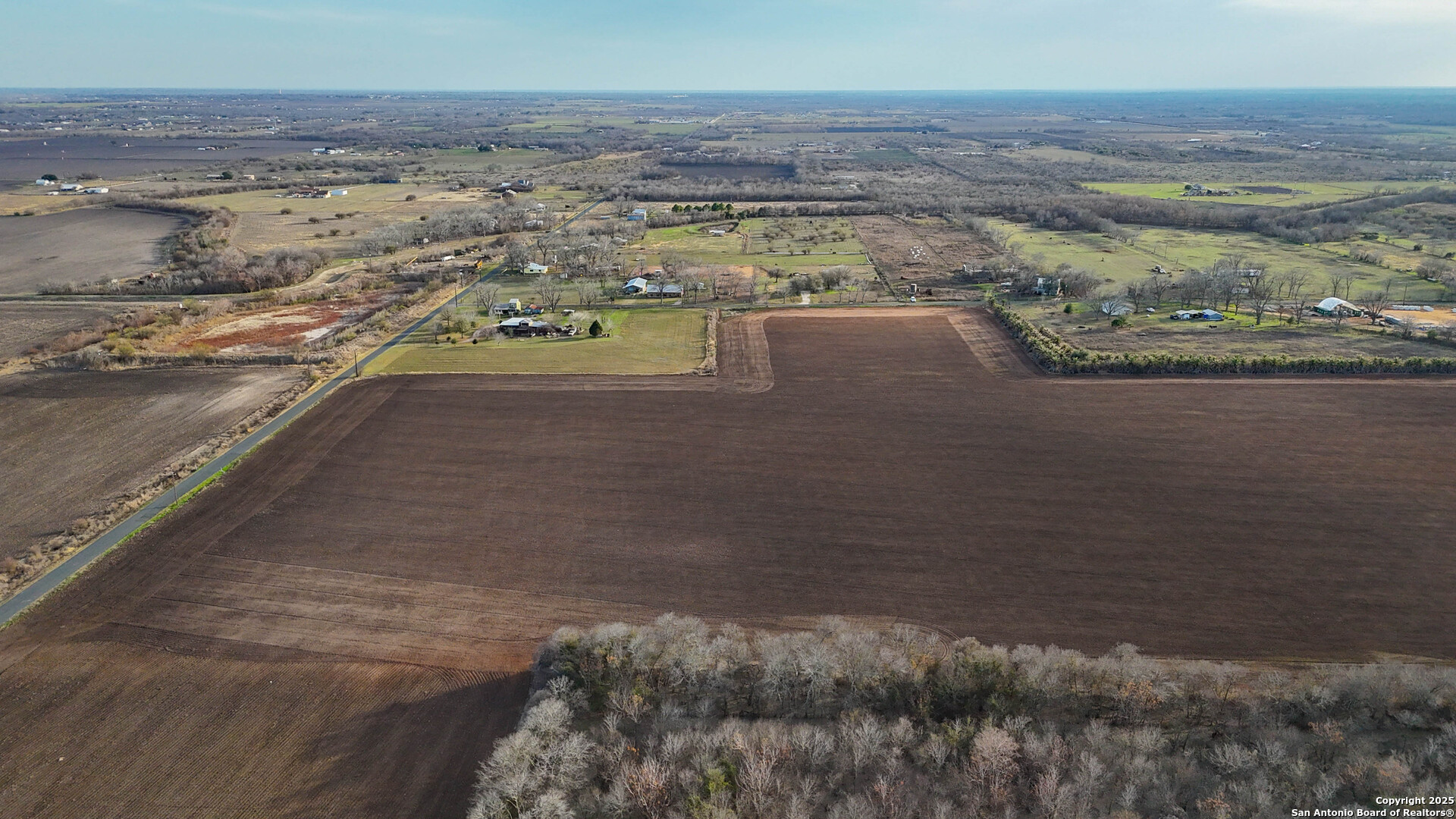 main property photo 12