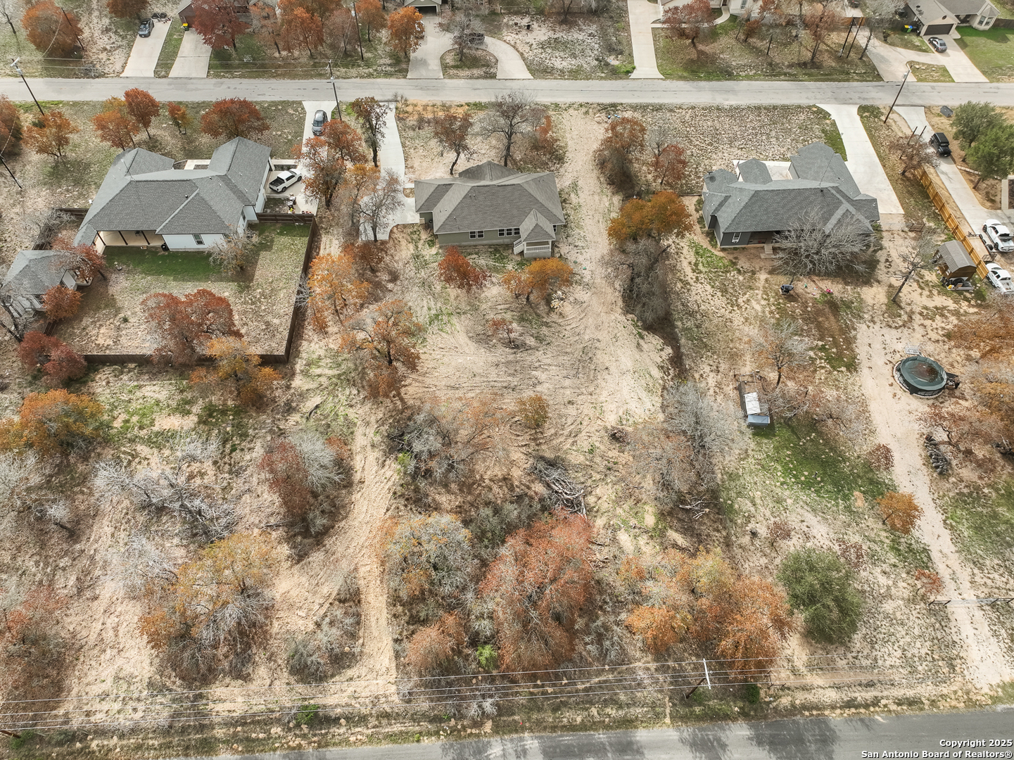 main property photo 10