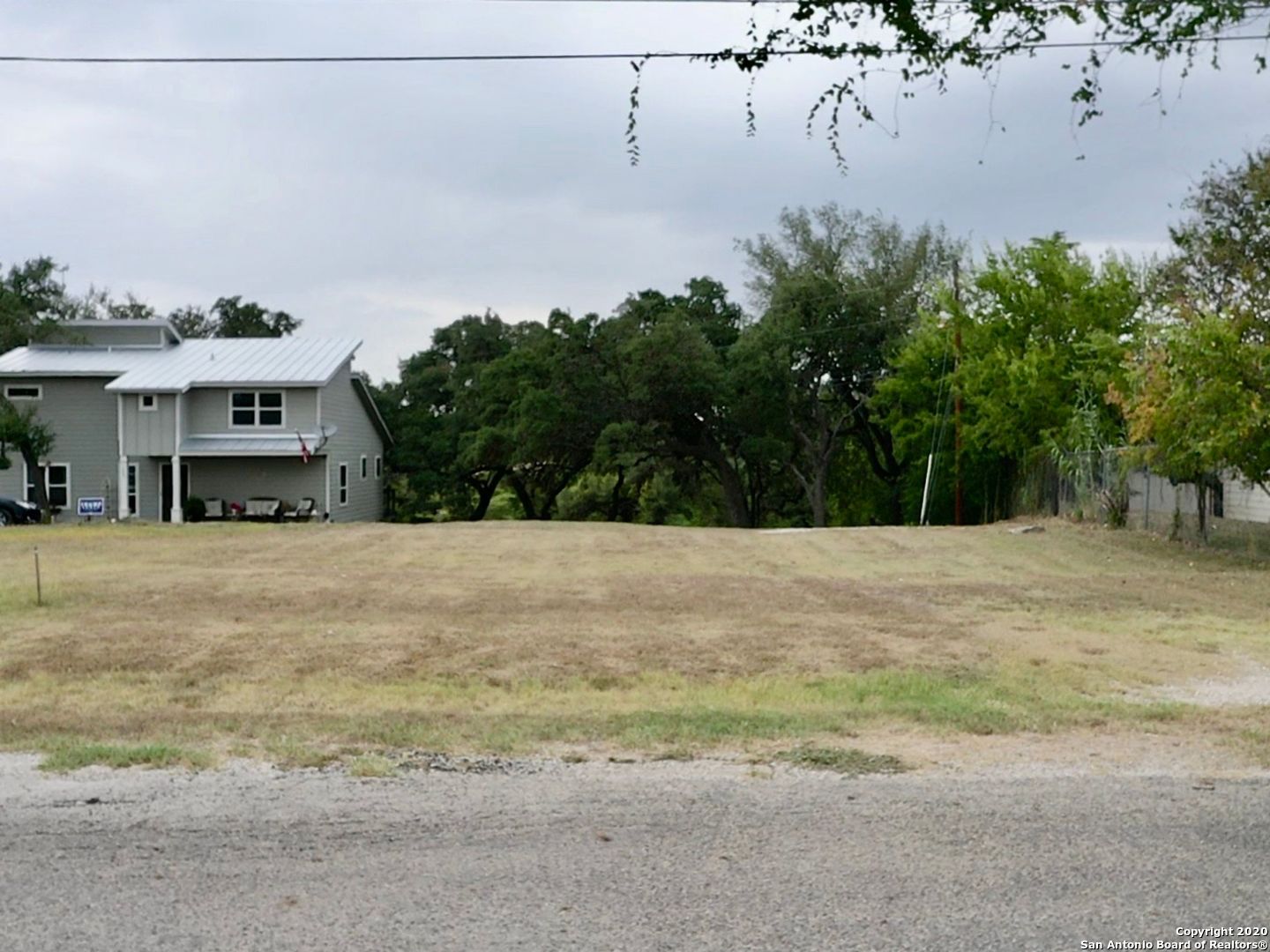 main property photo 12