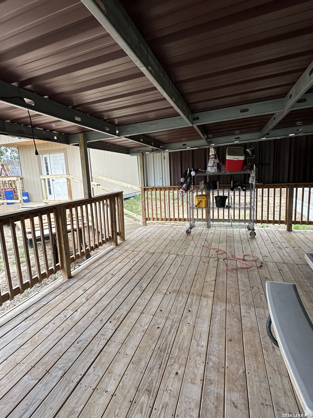 main property photo 29