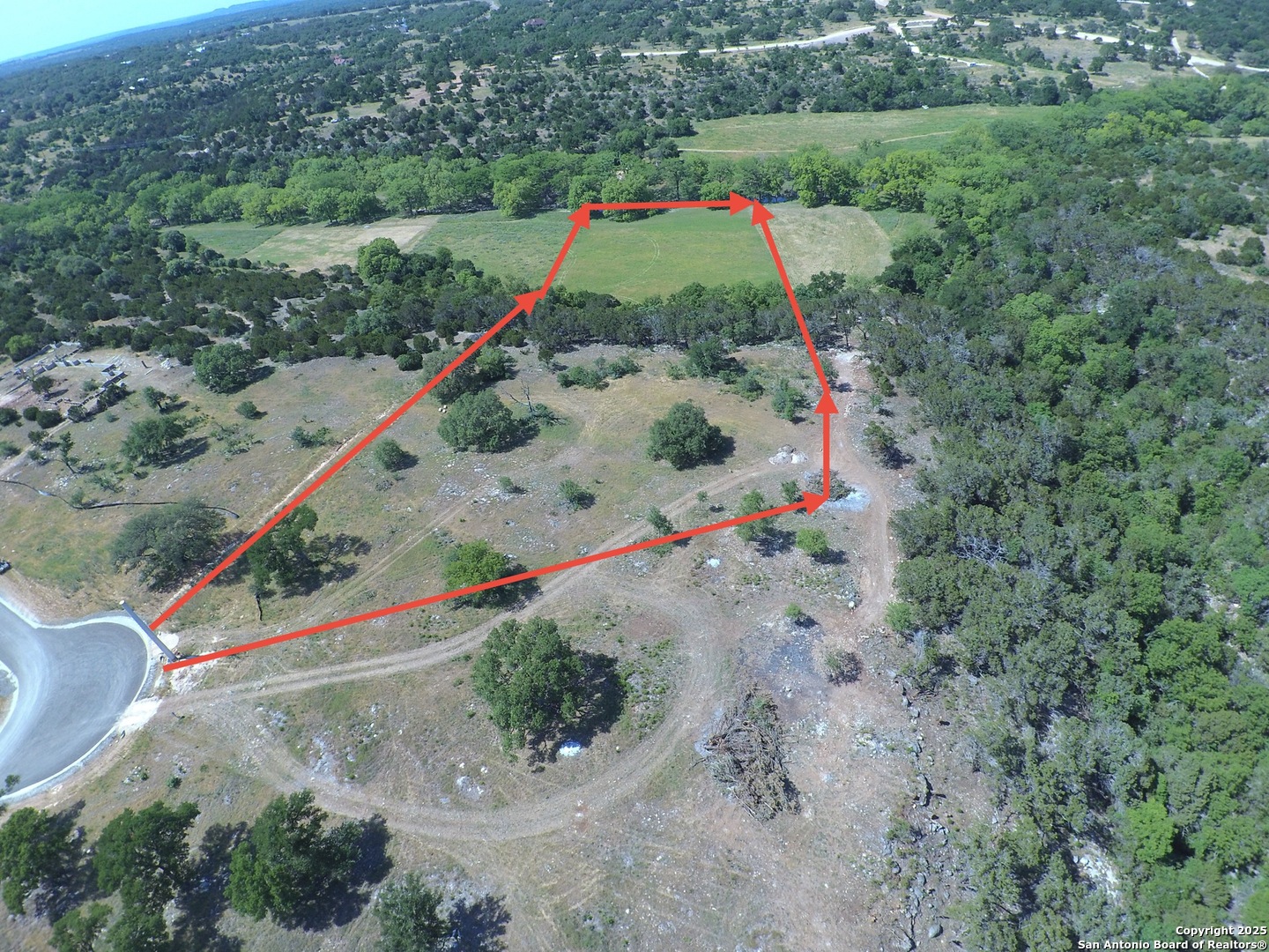 main property photo 7
