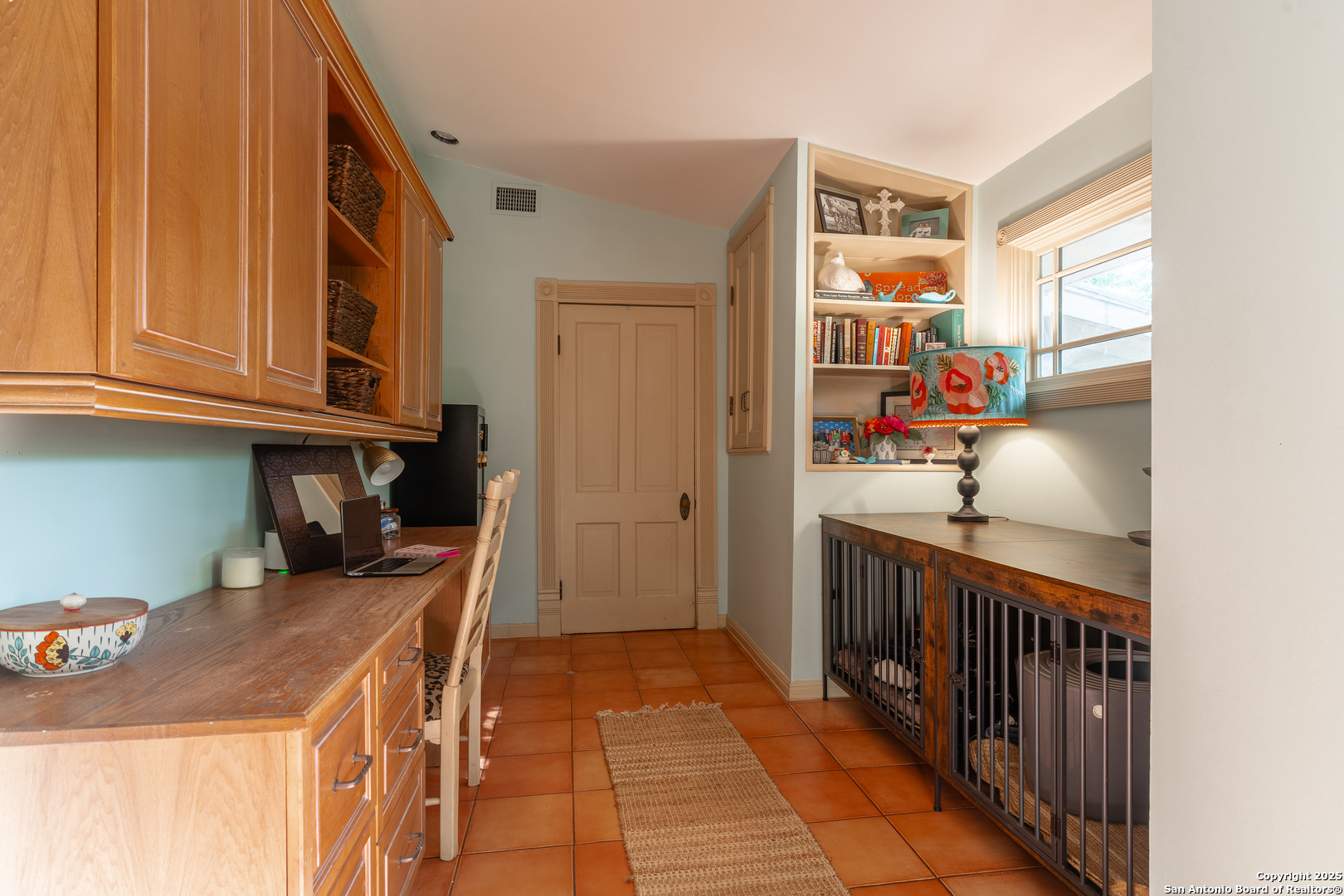 main property photo 24