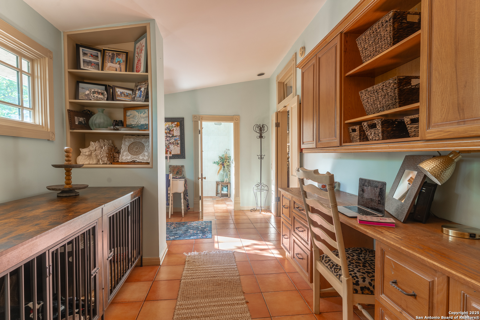 main property photo 25