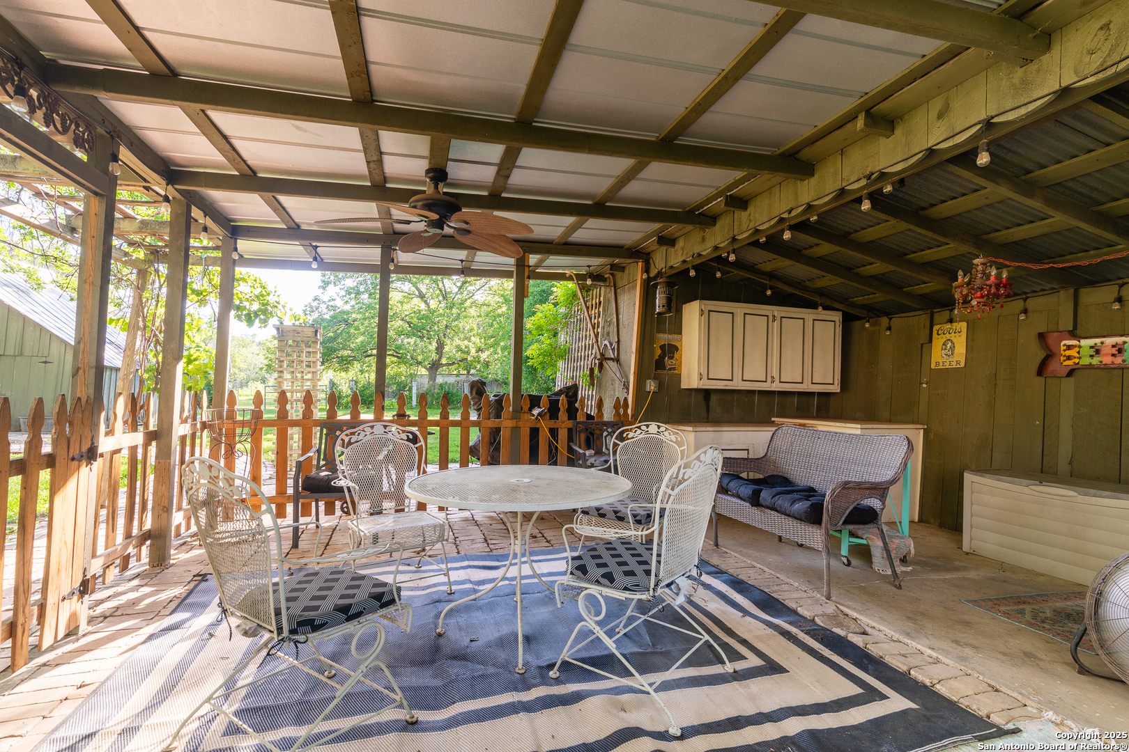 main property photo 31