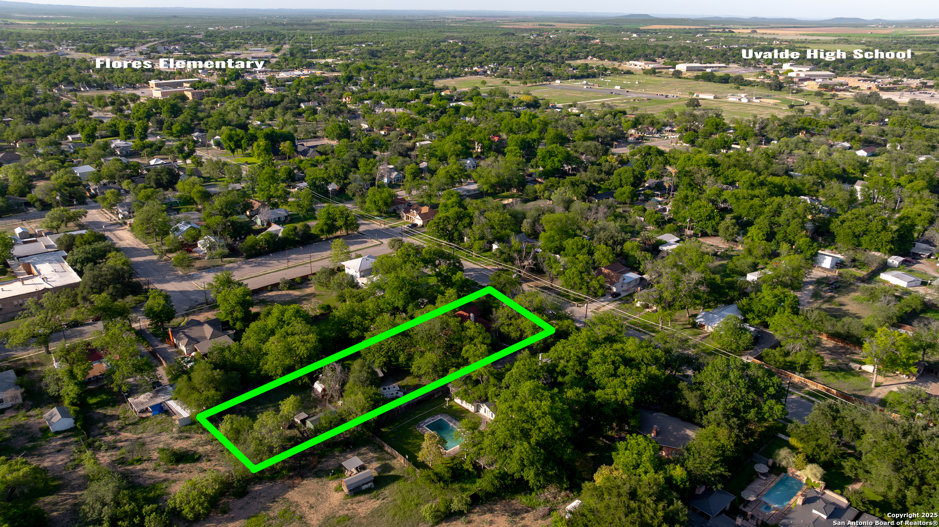 main property photo 34