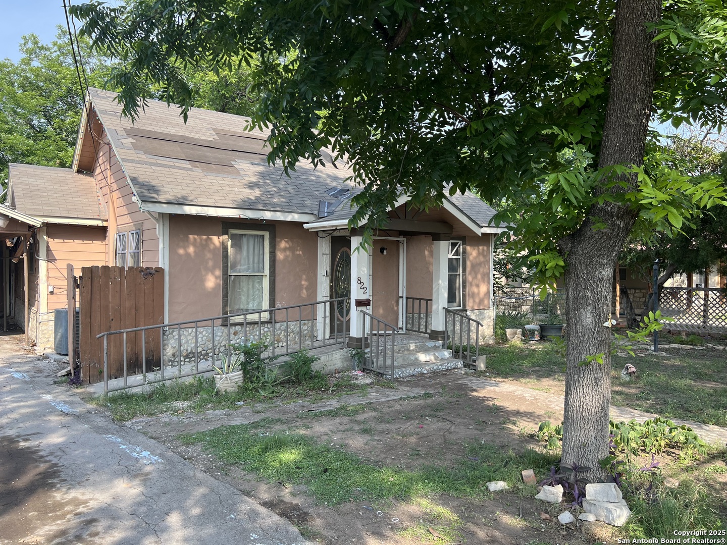 main property photo 13