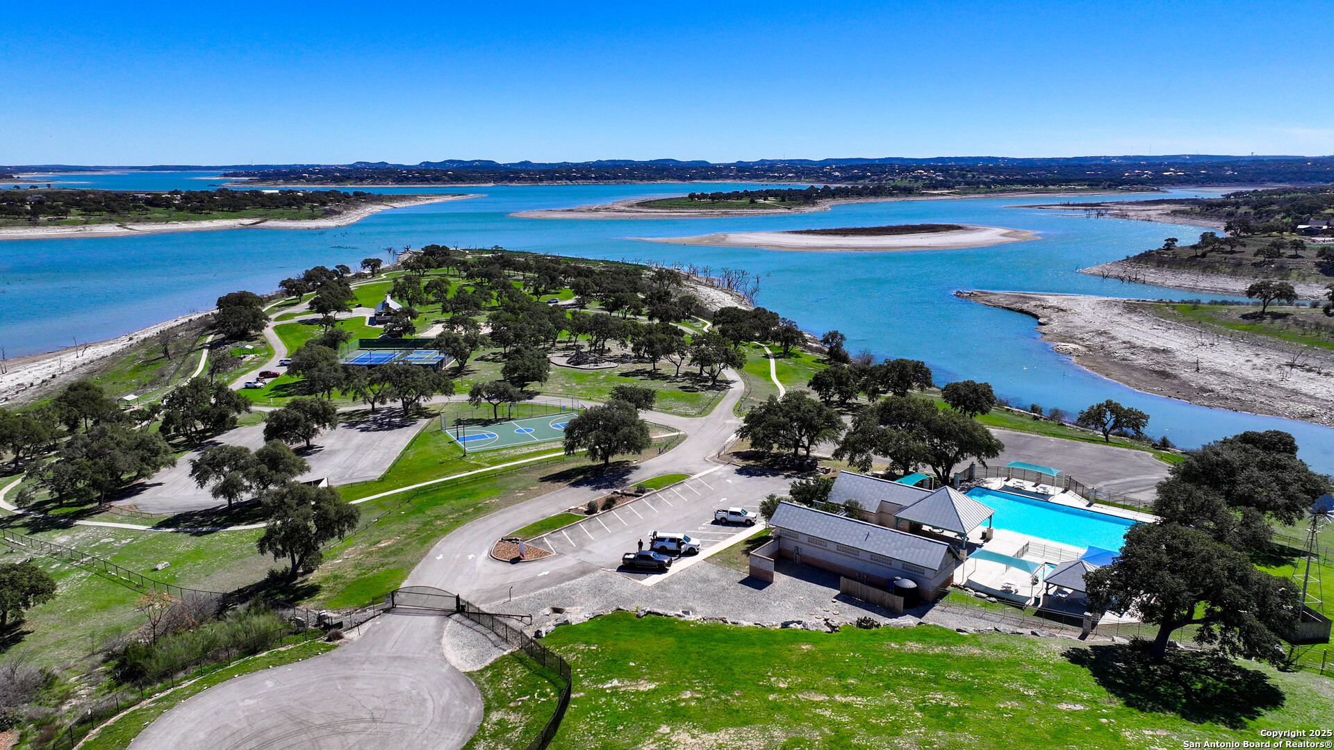 main property photo 36