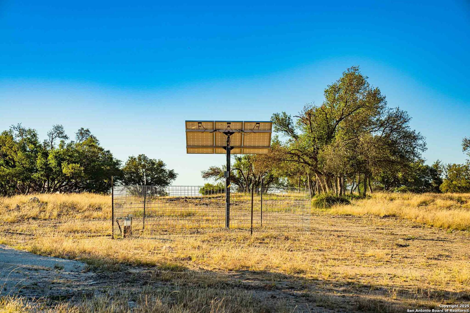 main property photo 19