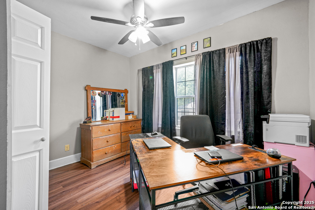 main property photo 14