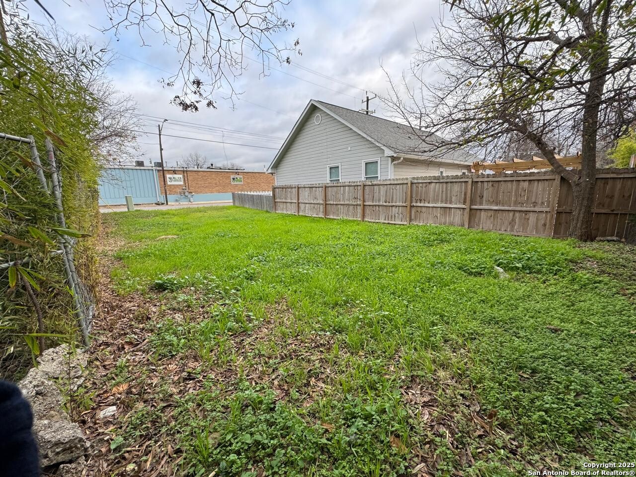 main property photo 3