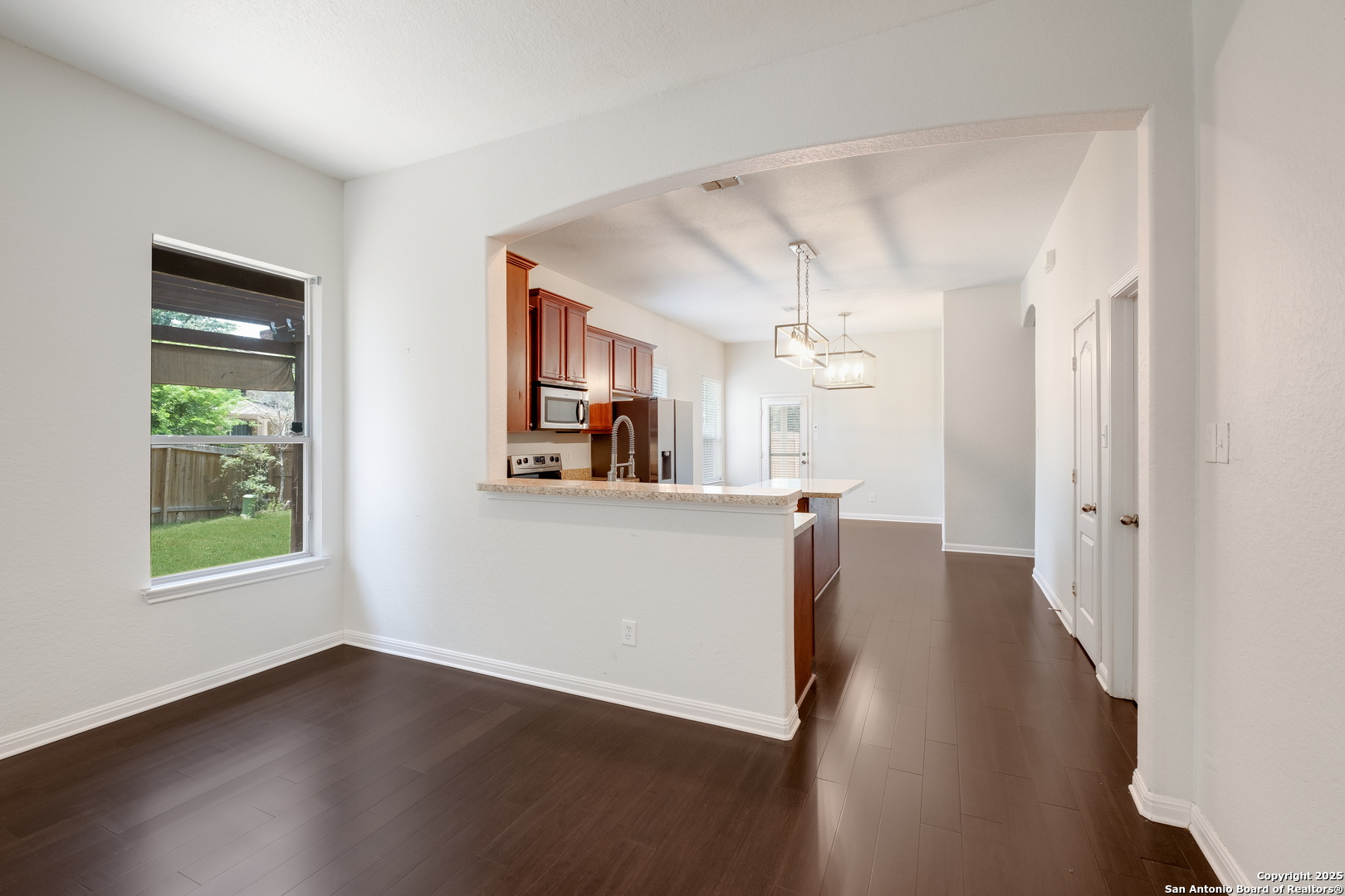property viewer photo 7