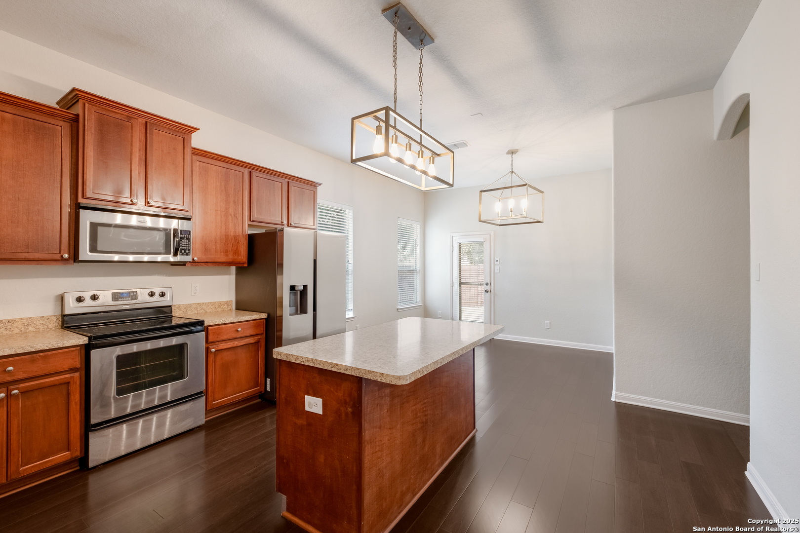property viewer photo 9