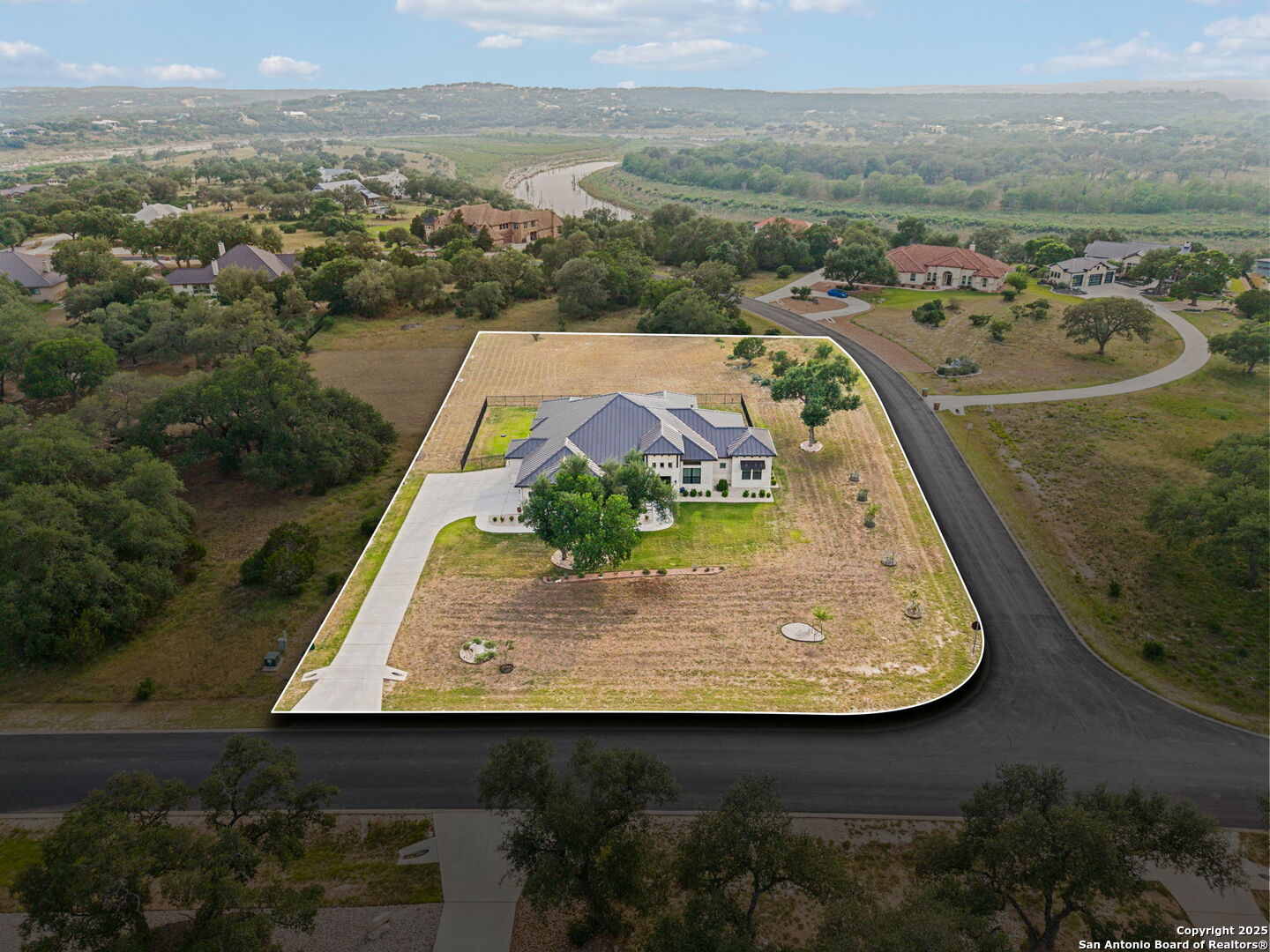 main property photo 44