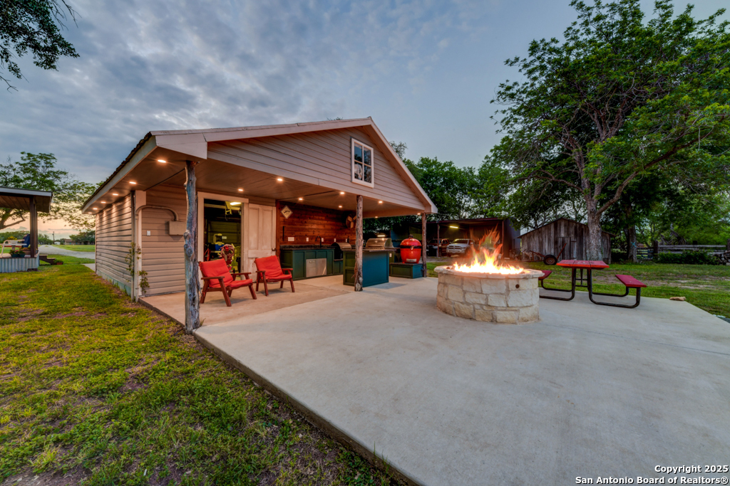 main property photo 27