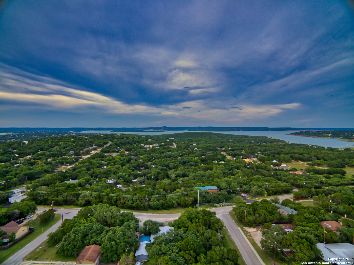 main property photo 11