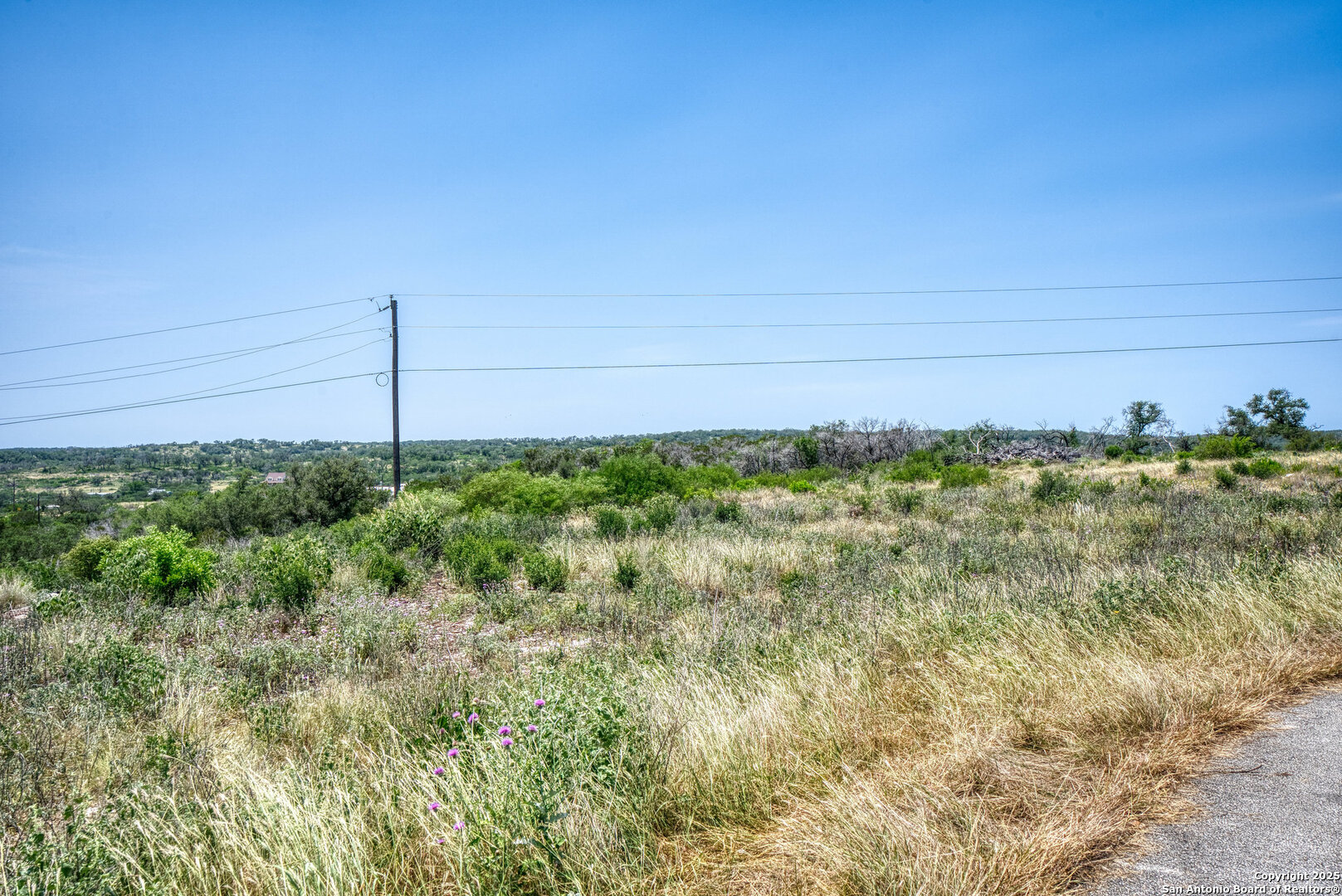 main property photo 20