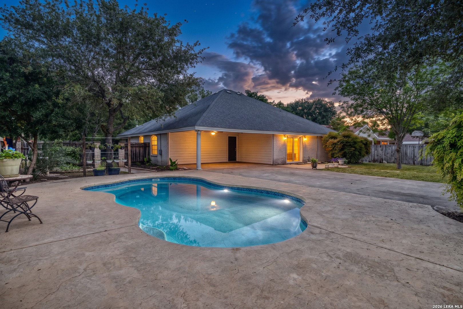 main property photo 38