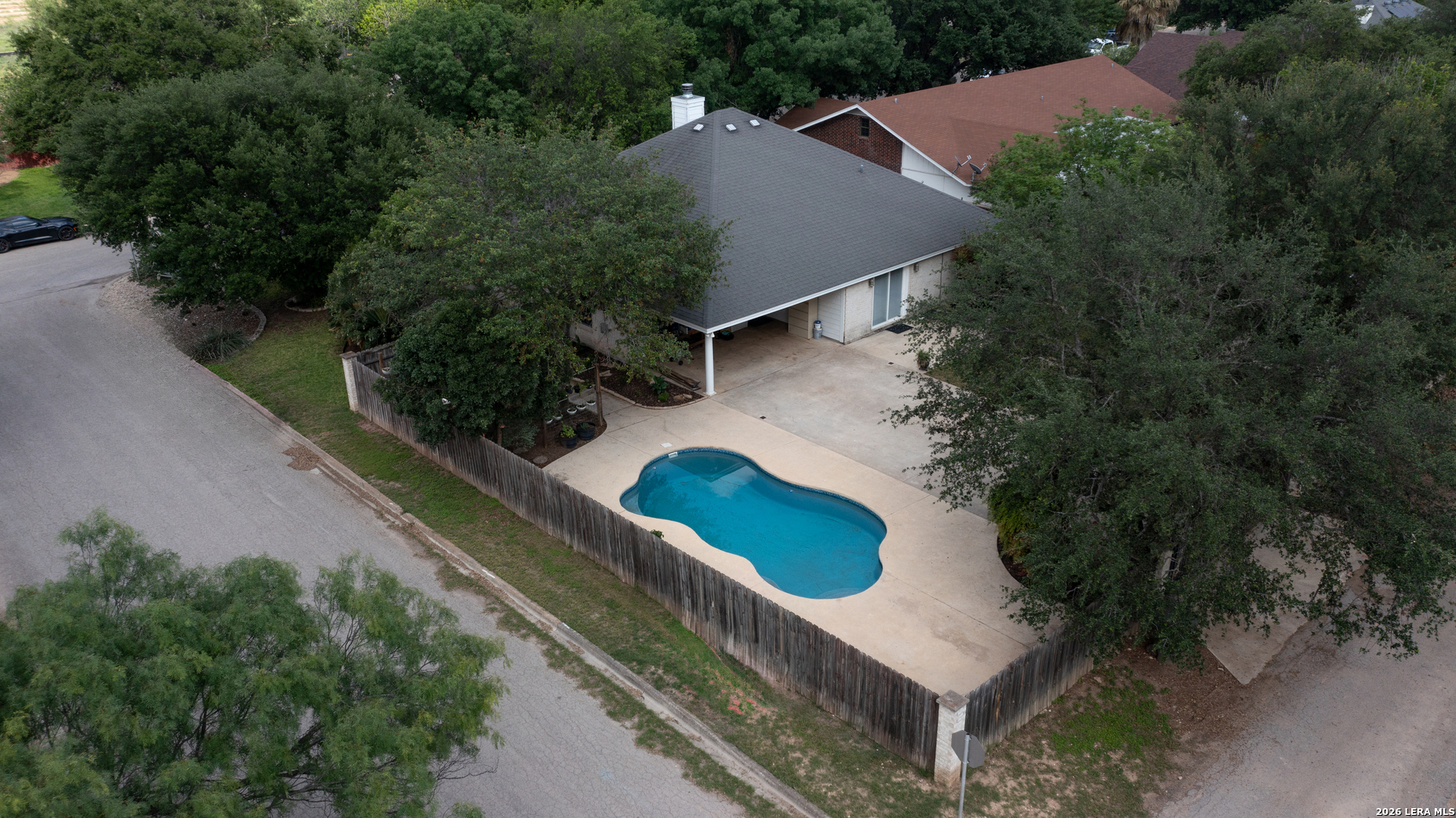 main property photo 49