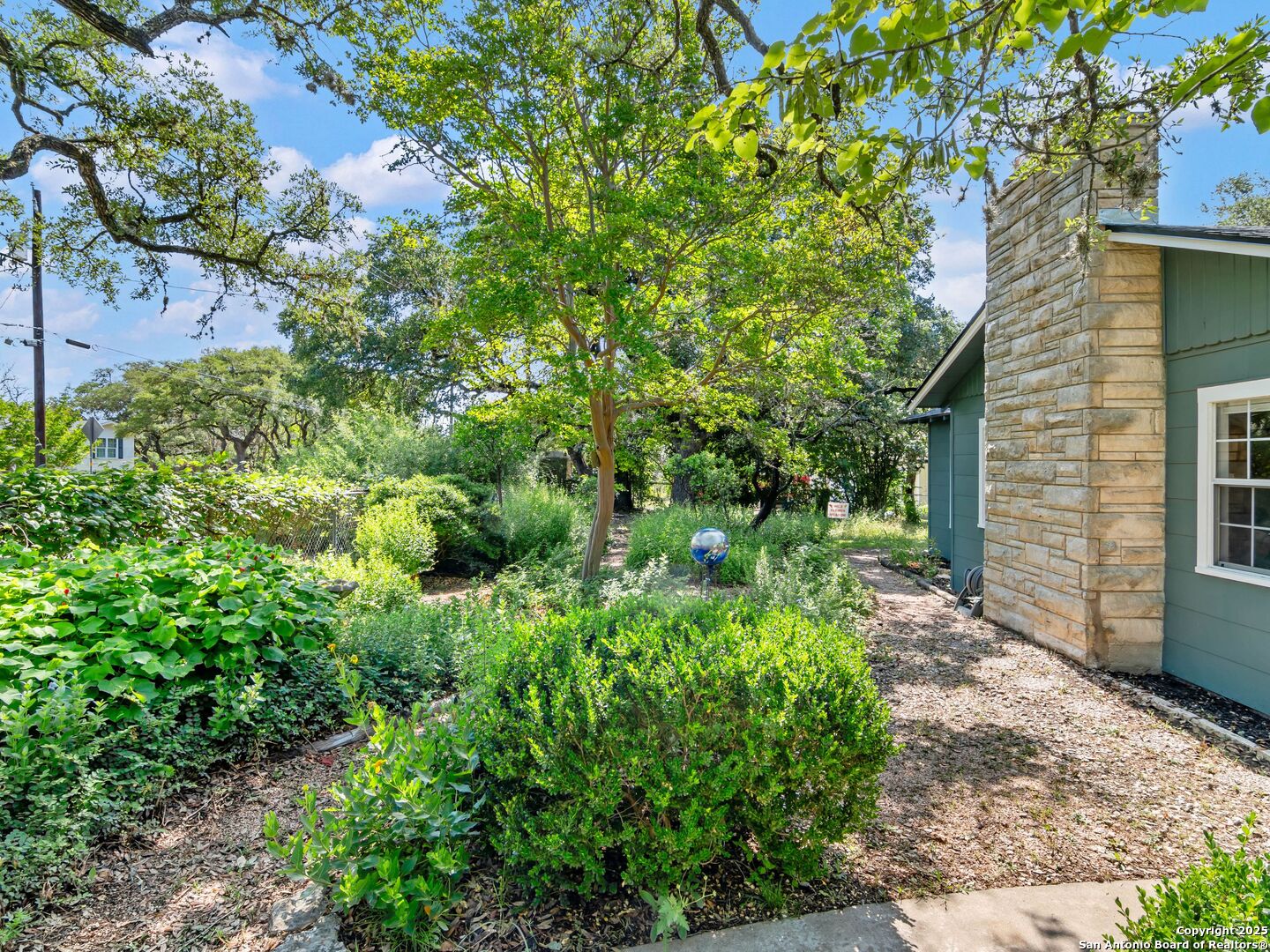 main property photo 47