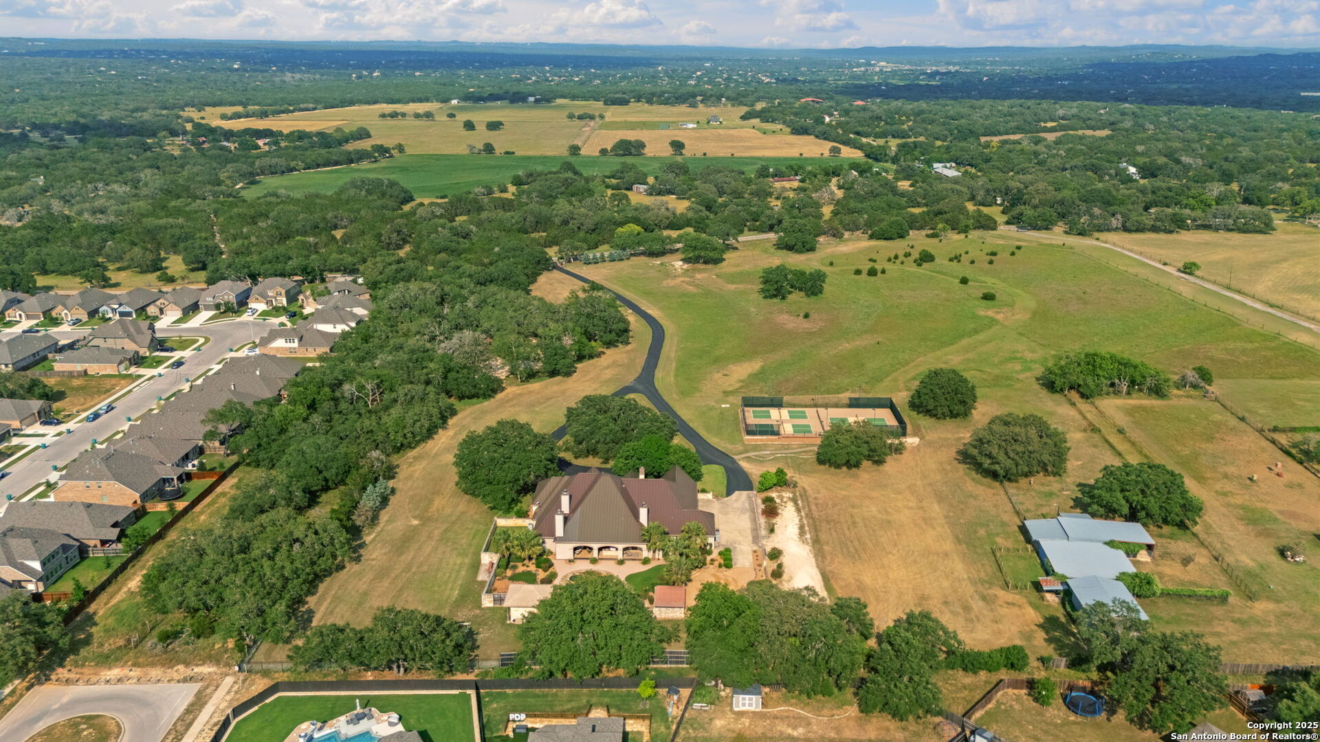 main property photo 67