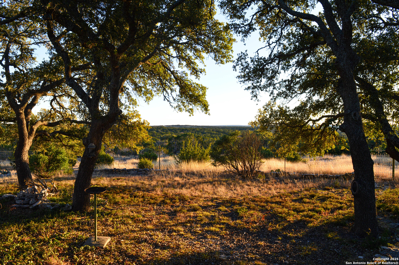 main property photo 30