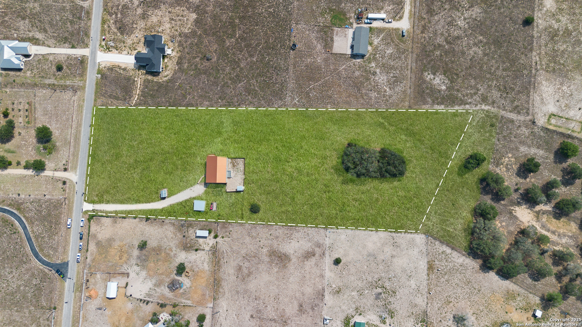 main property photo 10