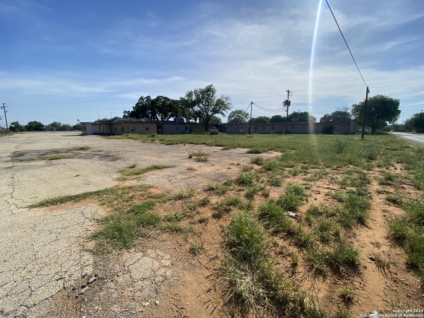 main property photo 5