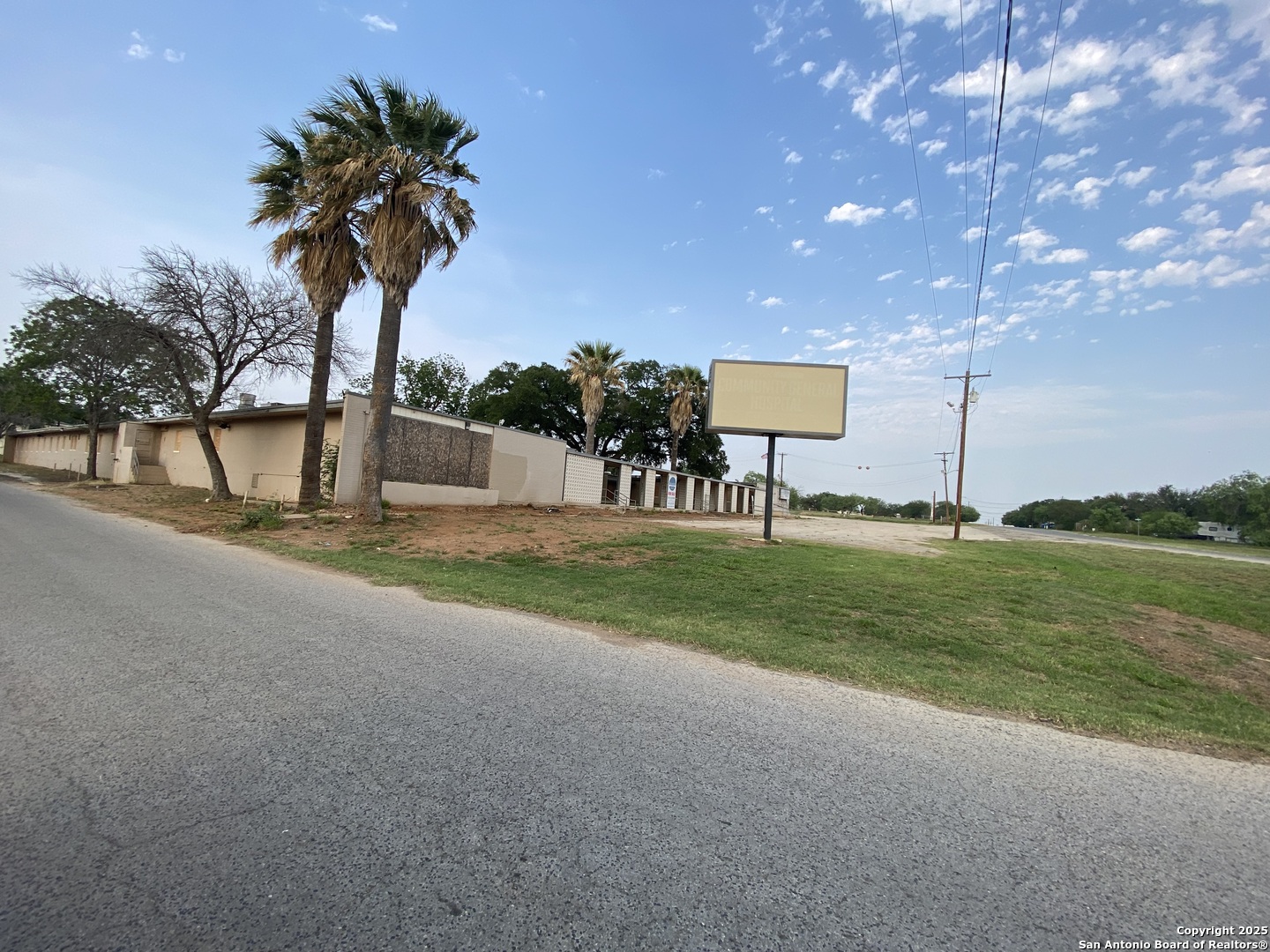 main property photo 7
